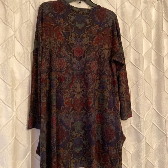 Multicolored tunic top - Picture 2 of 5